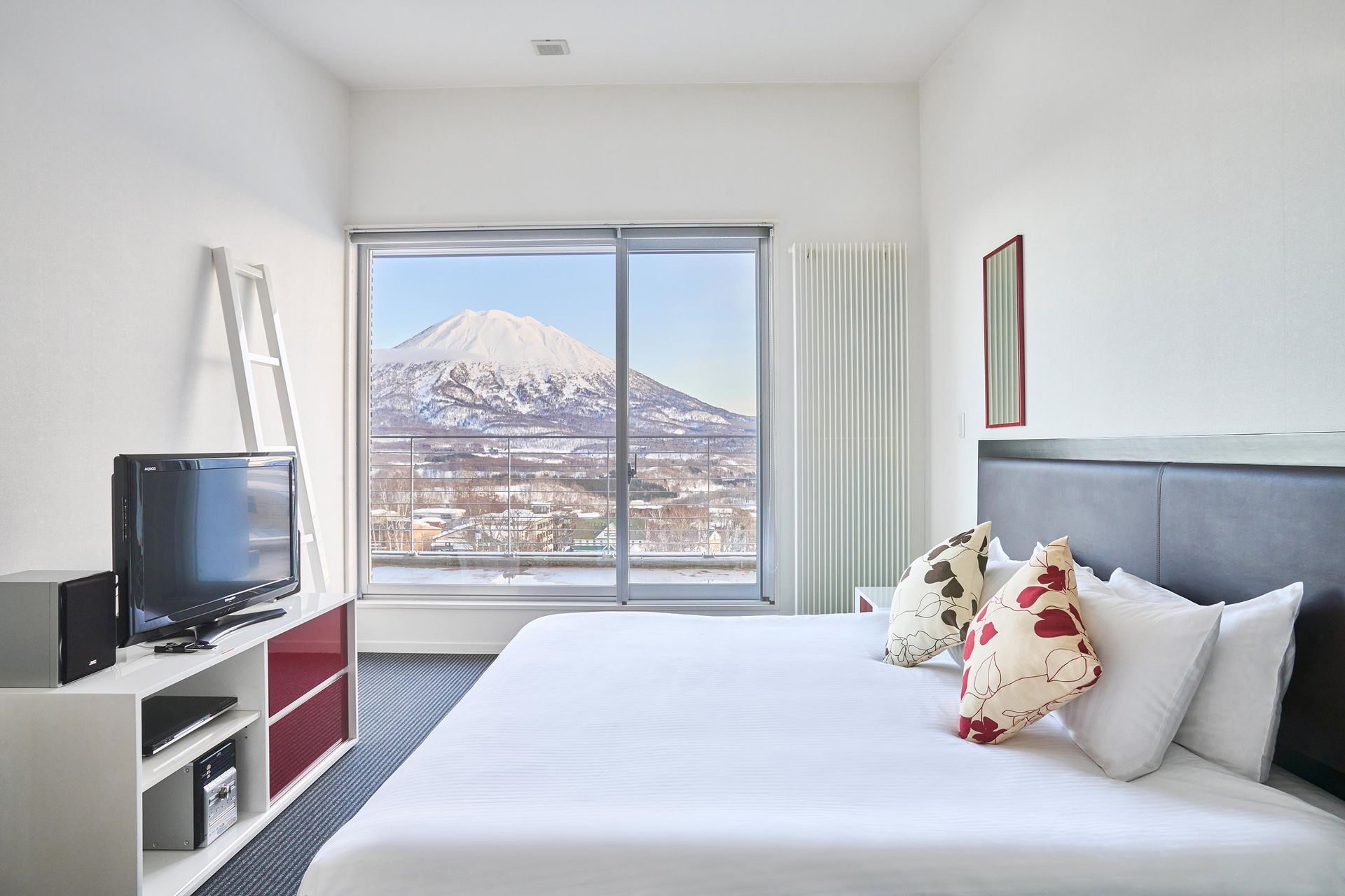 ヨウテイトラックス 2ベッドルームペントハウス ・ジャグジー付き