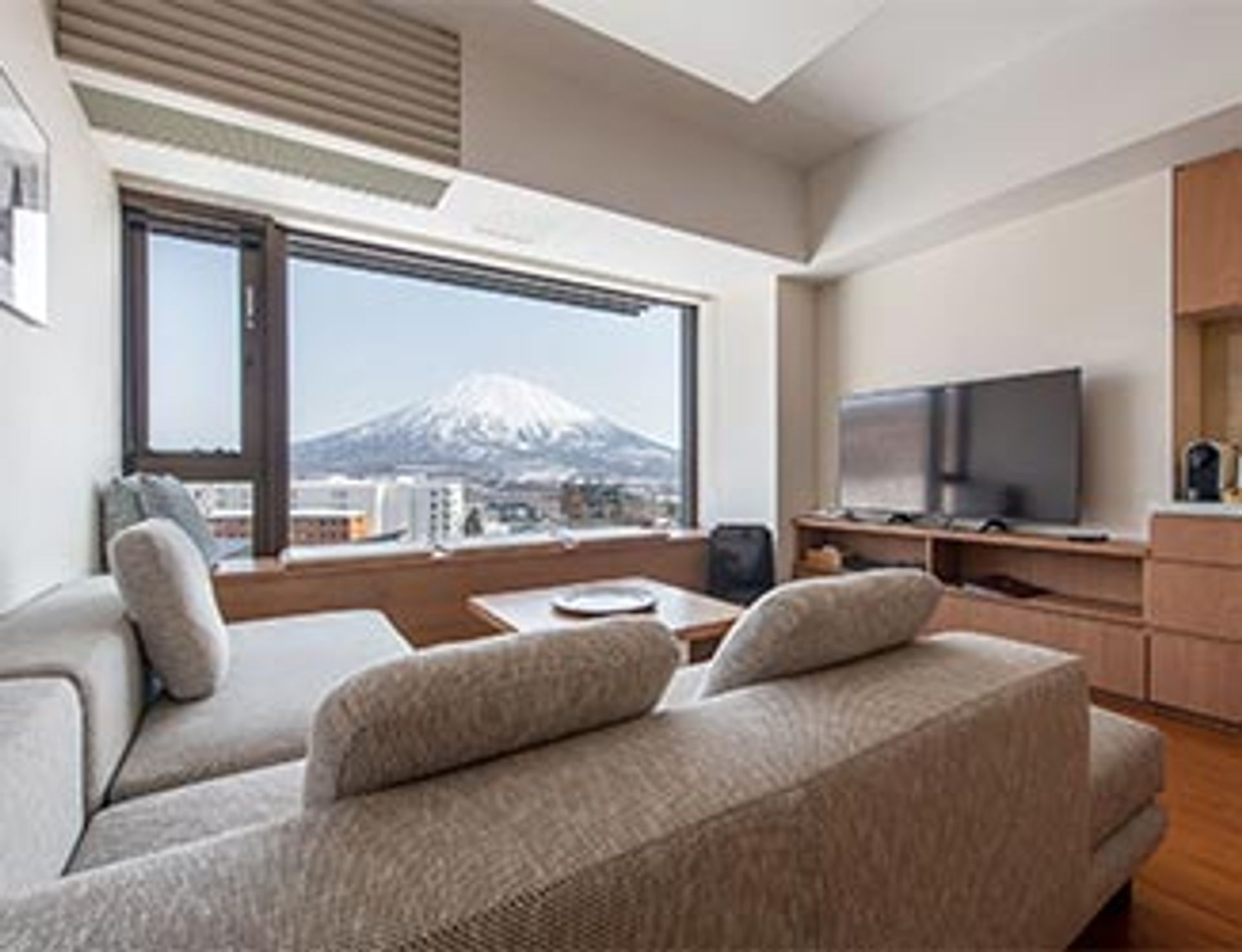 1 Bedroom Yotei View