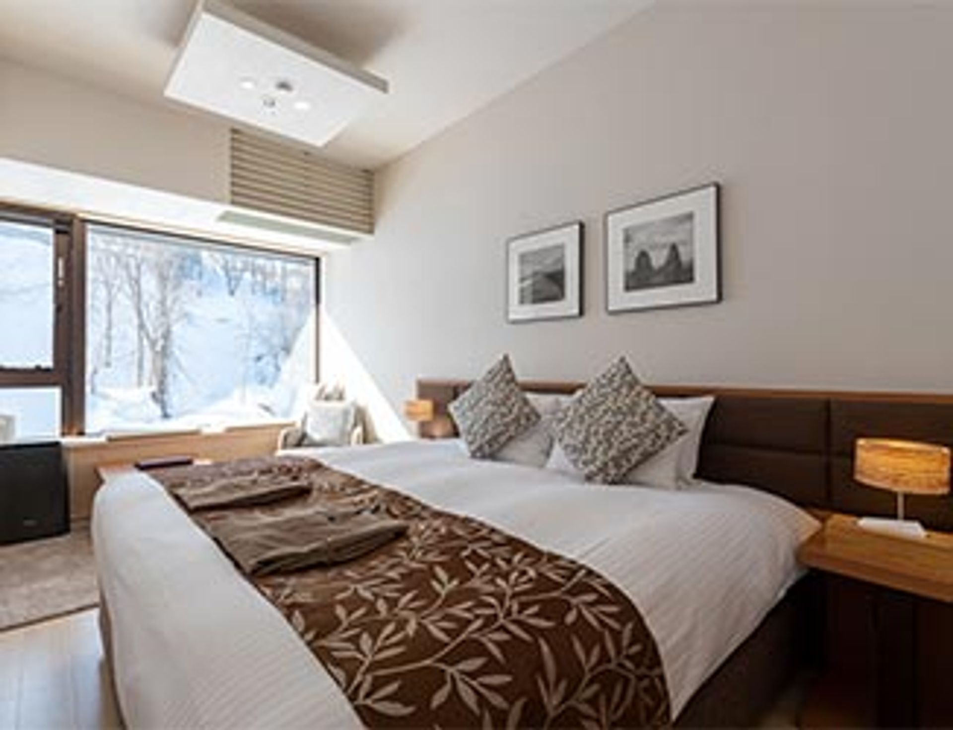 Hotel Room Resort Side