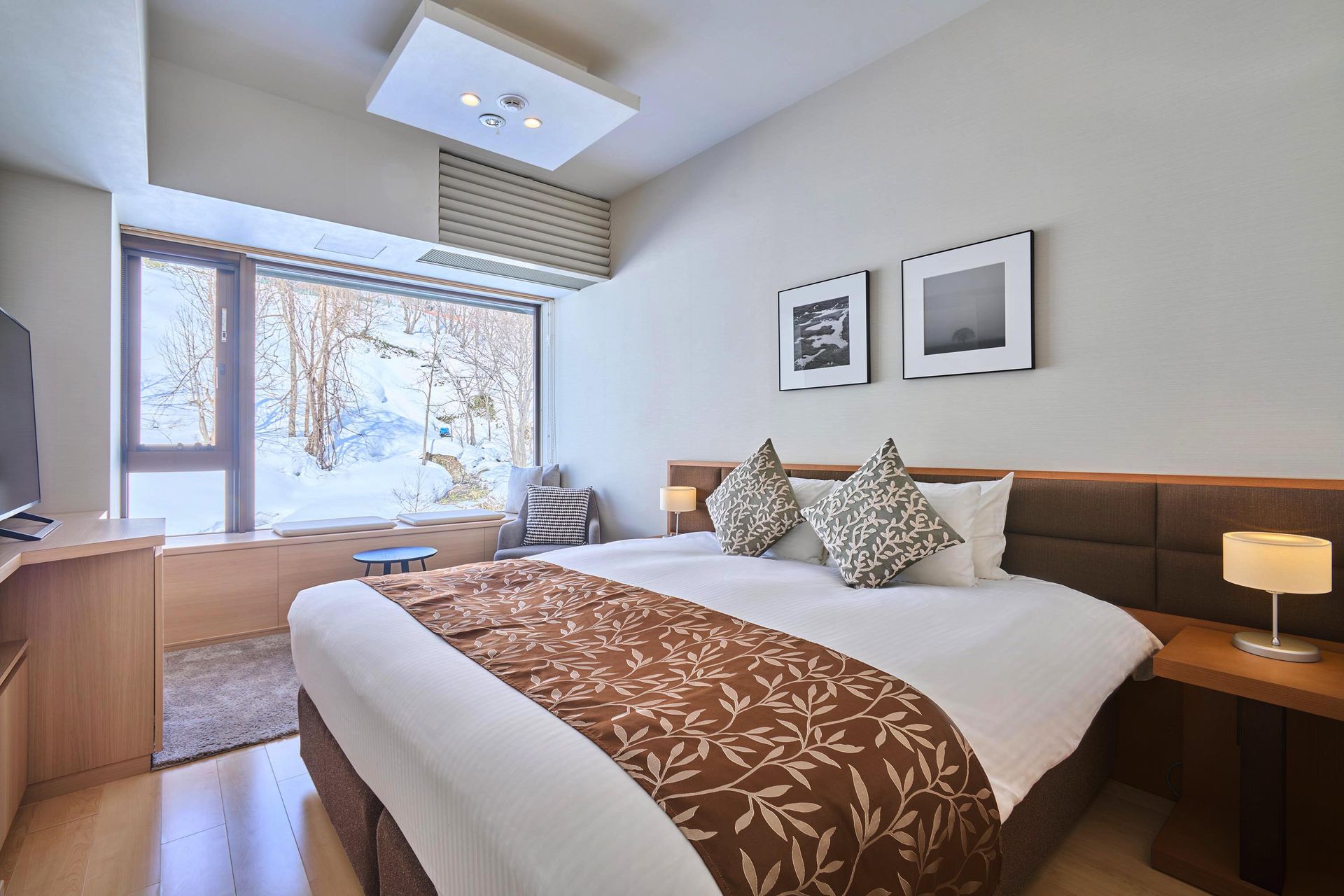Hotel Room Resort Side