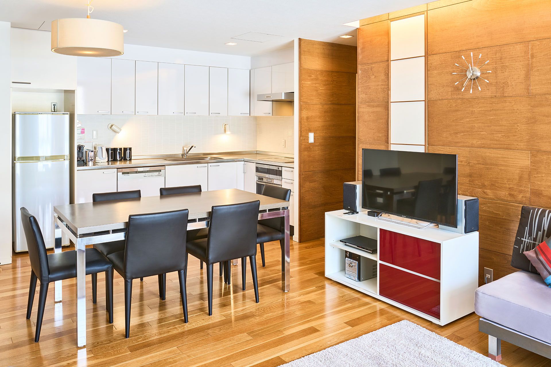 Youtei Tracks 1 Bedroom