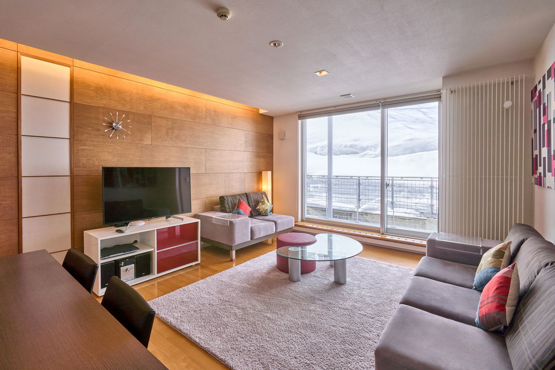 Youtei Tracks 1 Bedroom