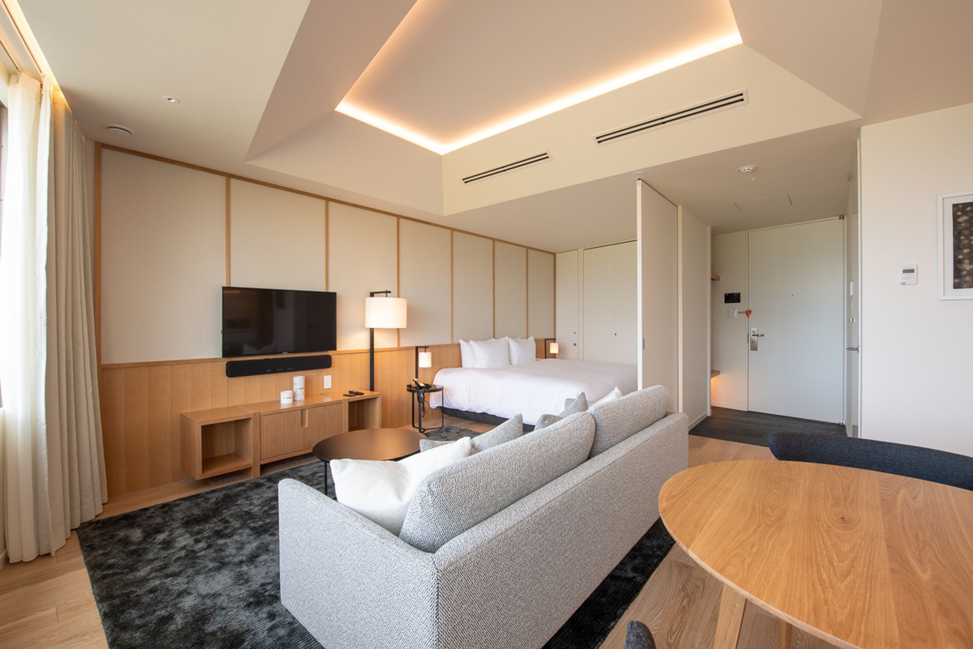 Studio Room